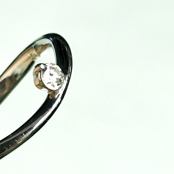 PLATINUM & DIAMOND Wave Ring - Picture 10 of 14